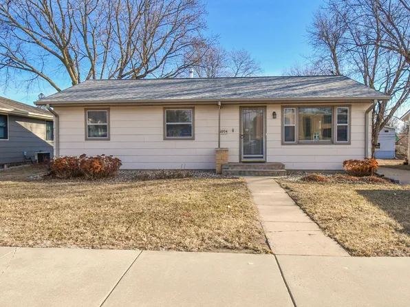 2204 S Jefferson Ave, Sioux Falls, SD 57105