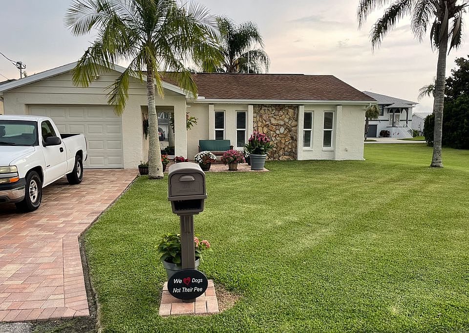 1st image of 7418 Mako Dr