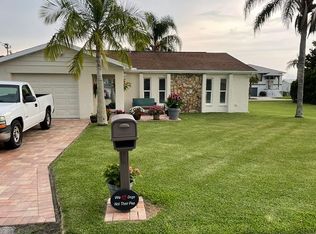 7418 Mako Dr, Hudson, FL 34667