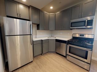 1214 W 30th St #1214B, Los Angeles, CA 90007