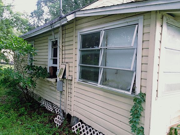 5th image of 1701 W Granfield Ave