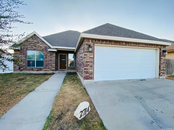 2714 OAK MANOR DR, Eagle Pass, TX 78852