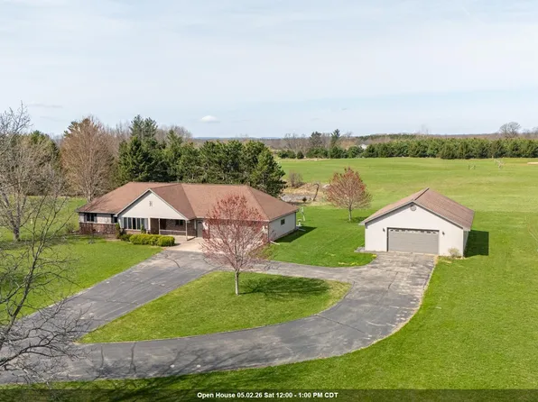N4575 Larry Rd, New London, WI 54961