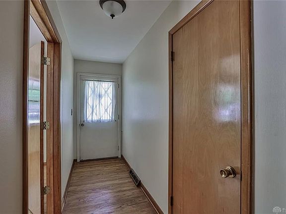 4th image of 1349 Eileen Dr