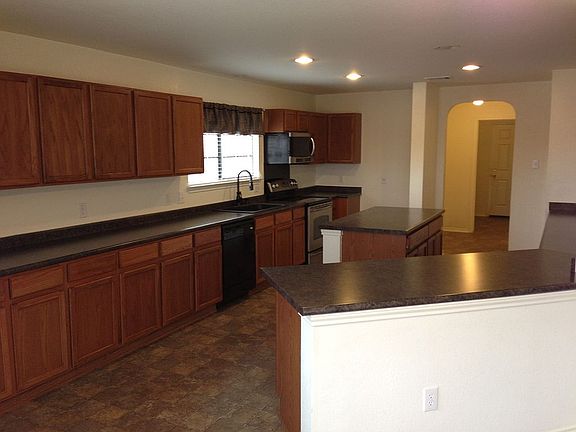 2nd image of 101 Santolina Ln