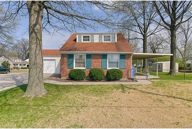 700 Graham Rd photo 1