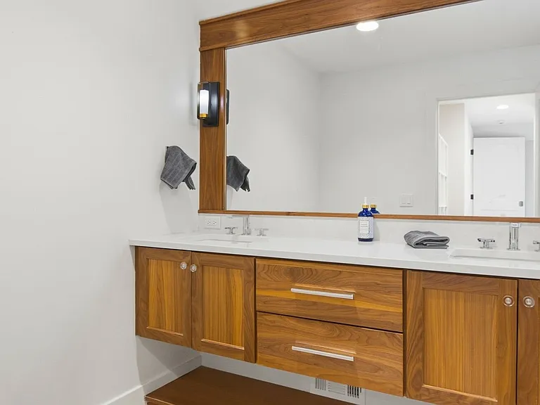 7320 Peninsula Dr — Photo 29