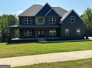 5484 Two Hills Dr #32, Fairburn, GA 30213