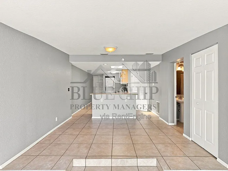 6714 Nina Rosa Dr — Photo 33
