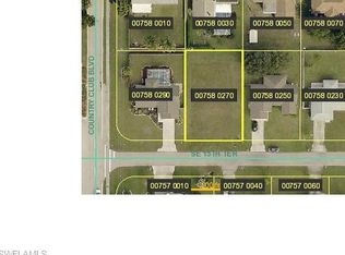 905 SE 15th Ter, Cape Coral, FL 33990