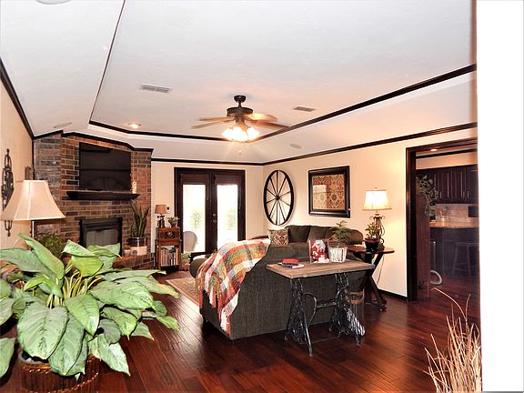 5th image of 6515 Terryville Dr