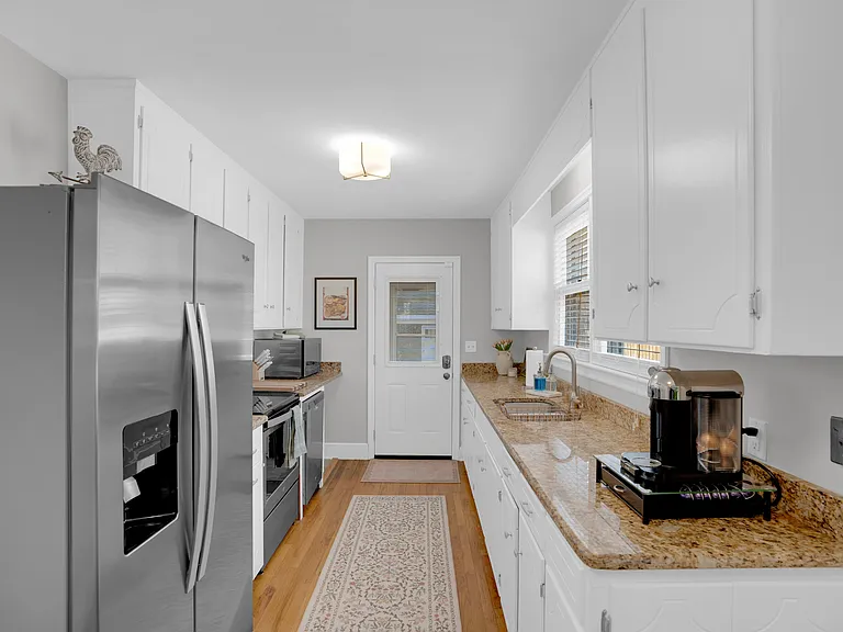 3600 Yale Ave — Photo 9