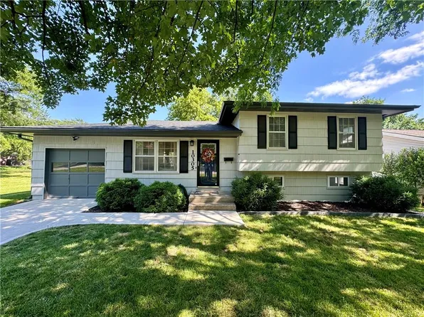 10305 W 74th St, Shawnee, KS 66203