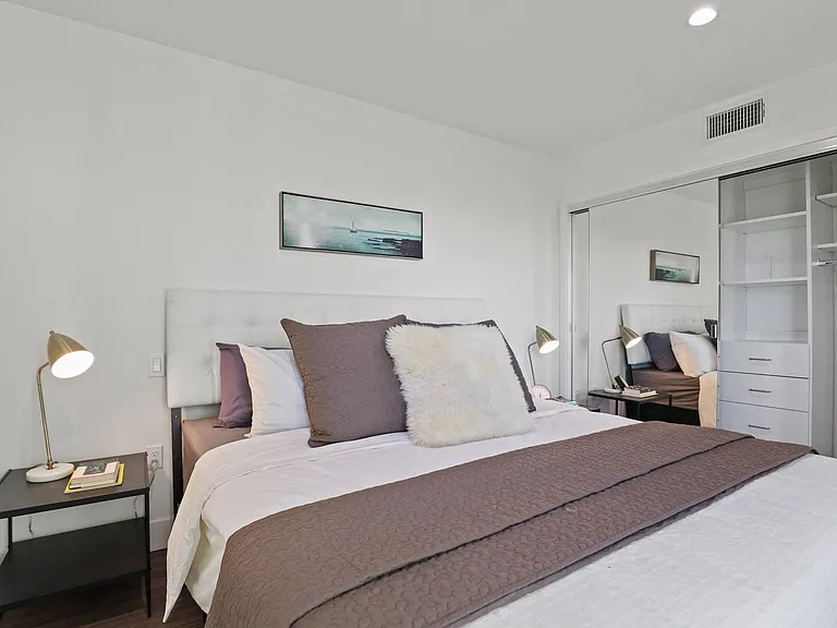 Bedrooms with Large-Size Closets with Built-In Organizers