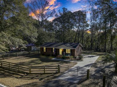 5767 Martin St, Ravenel, SC, 29470