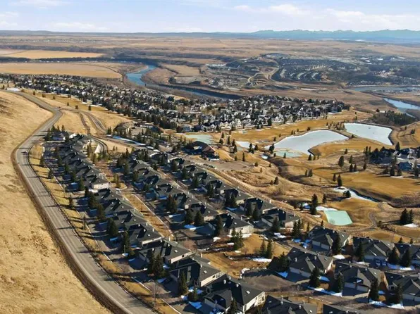 40 NE Eagleview Way, Cochrane, AB T4C 1P6