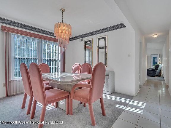 3rd image of 1463 Falconcrest Ct