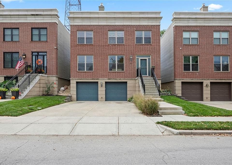 1st image of 111 E 30th St