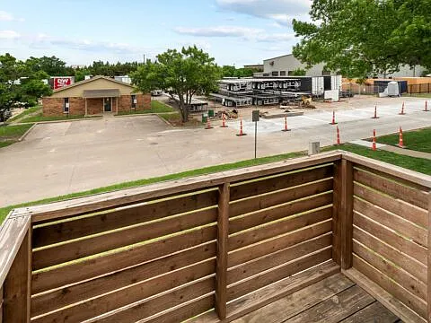 Kings Landing Apartments — Photo 20