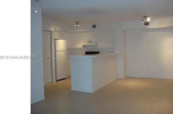 5th image of 12112 Saint Andrews Pl APT 103