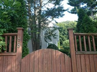 98 Lagrange St, Brookline, MA 02467