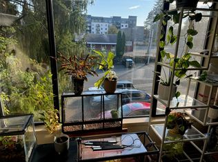 630 SW 149th St APT 203, Seattle, WA 98166