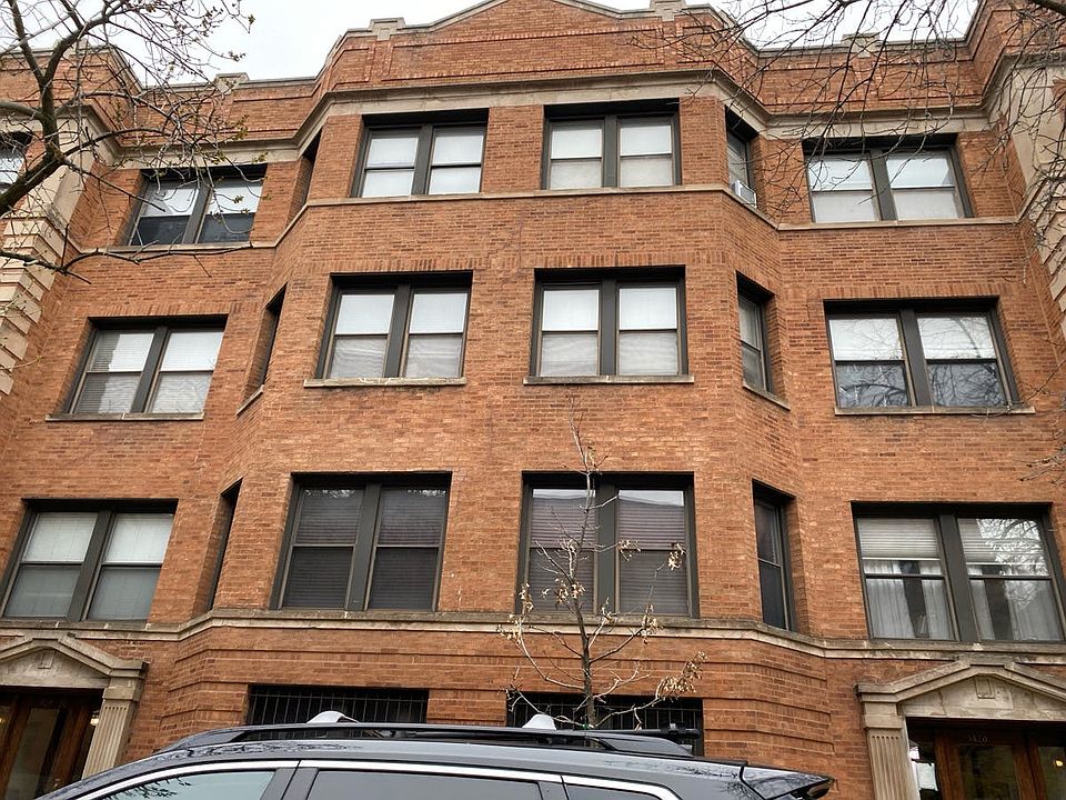 1st image of 1424 W Leland Ave APT 3