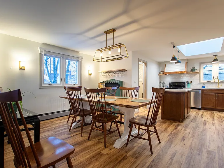 483 Winnacunnet Rd #WEST SIDE — Photo 6