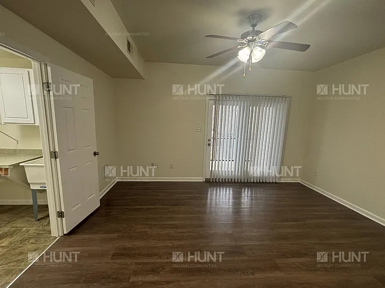 14 Lancaster Ave — Photo 7