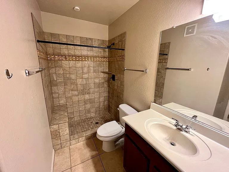 3332 S Gilbert Rd #2004 — Photo 17
