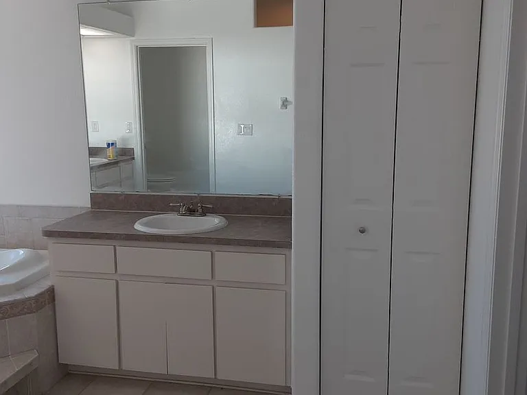 13409 Short Ct — Photo 15