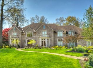 32431 Nottingham Dr, Avon Lake, OH 44012