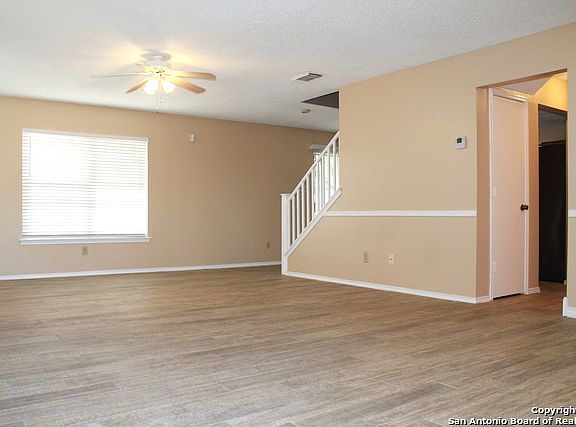 5th image of 10120 Sunset Pl