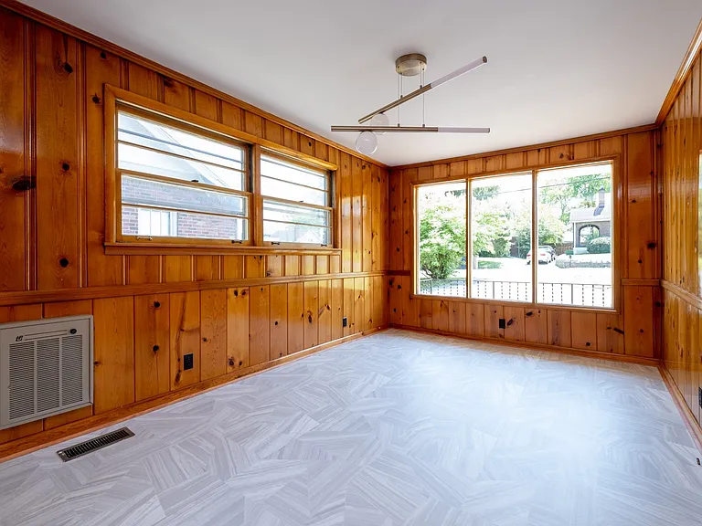 1021 Maynor Ave — Photo 8