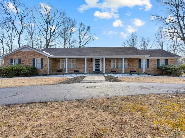 706 Sampley St, Monteagle, TN 37356