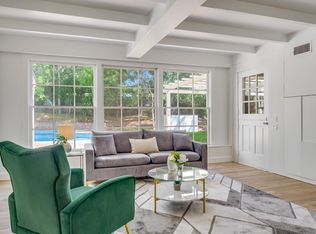 926 N Alpine Dr, Beverly Hills, CA 90210