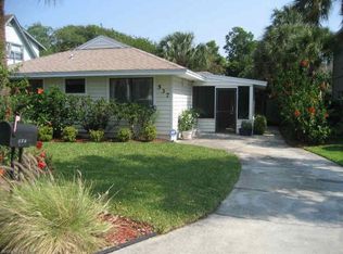 537 7th Ave S, Jacksonville Beach, FL 32250