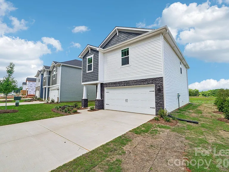 1852 Wrenley Dr — Photo 6