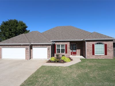 417 N Parkhill Loop, Bartlesville, OK, 74006