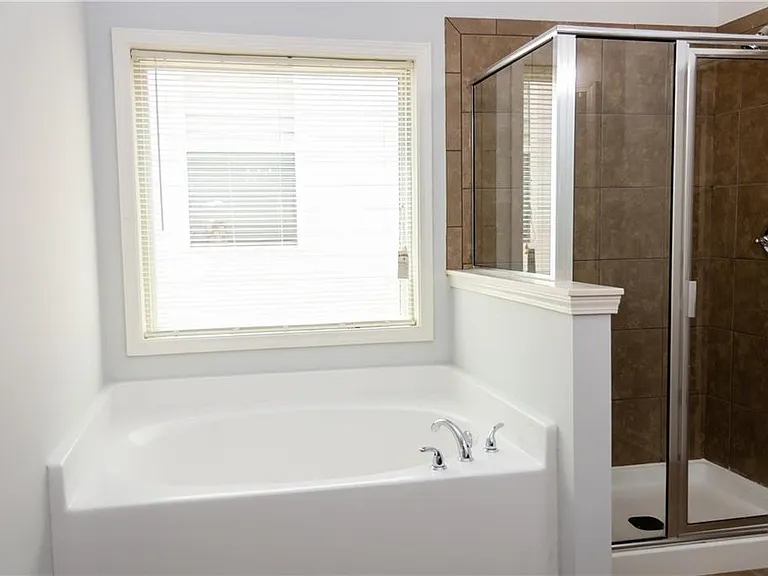 4960 Ducote Trl — Photo 23