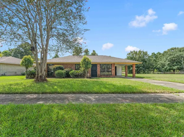 4902 Sprucewood Ct, Baker, LA 70714