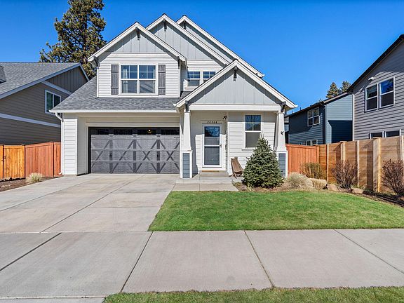 2nd image of 20506 SE Braelen Ln