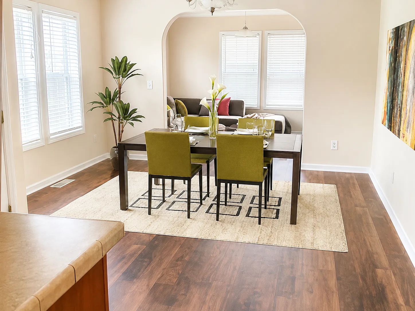 Inglewood Garden Homes — Photo 4