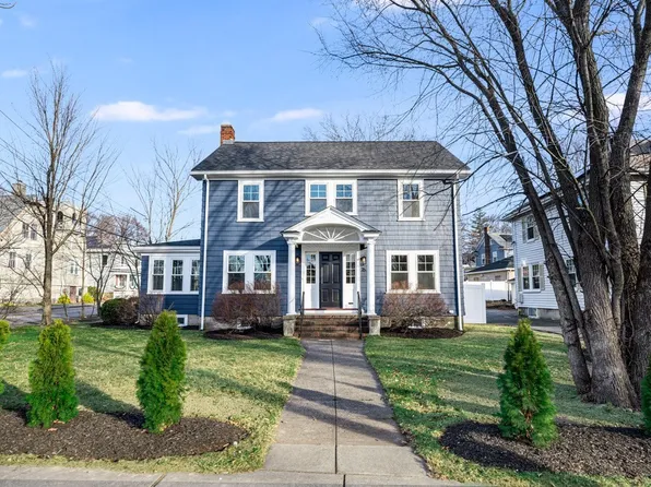 76 Blue Hills Pkwy, Milton, MA 02186