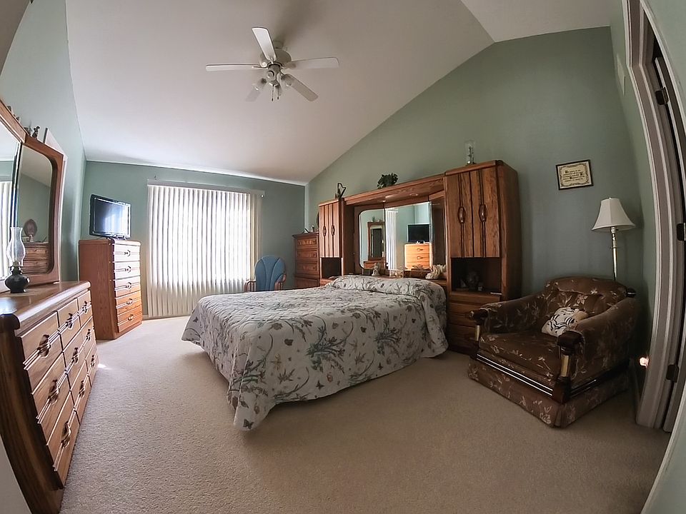 m*i様 house on the hill 100size 64 Fox Hill Rd, Springfield, MA 01118 | Zillow
