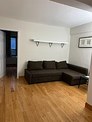 Rented by New York Cosmopolitan Realty