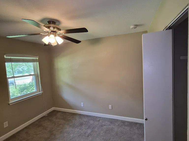 1817 Shreveport Trl — Photo 14