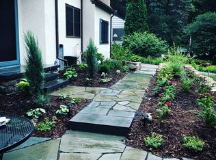 238 Ashley Rd, Hopkins, MN 55343