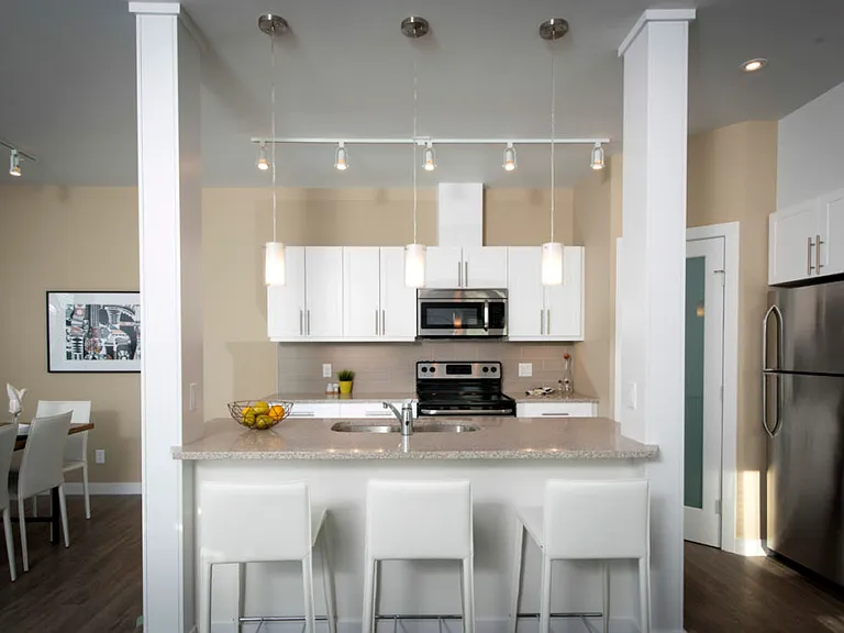 2350 McGillivray Blvd — Photo 9