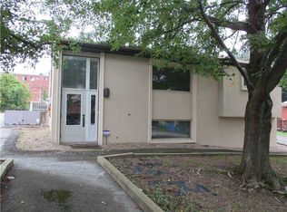 202 Rosemont Dr, Coraopolis, PA 15108